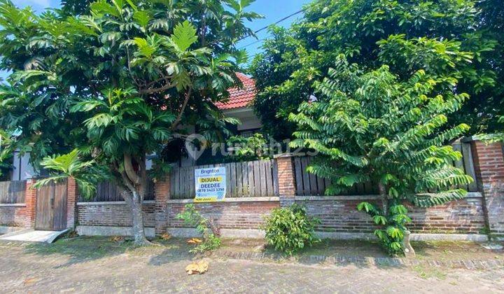 2 Rumah Semi furnish, modern harga Murah di Griyashanta Malang 1