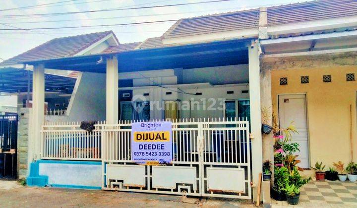 RUMAH MODERN MINIMALIS 2 LT DI KH MALIK DEKAT EXIT TOL MALANG  1