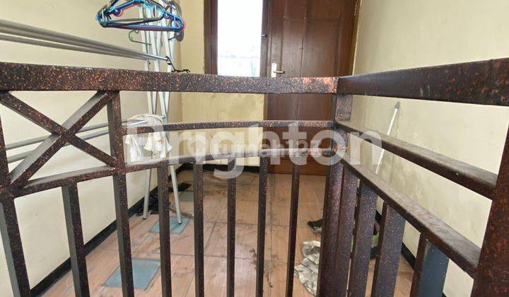 Rumah cantik 2 lt siap huni Griyashanta harga nego sampai deal 2