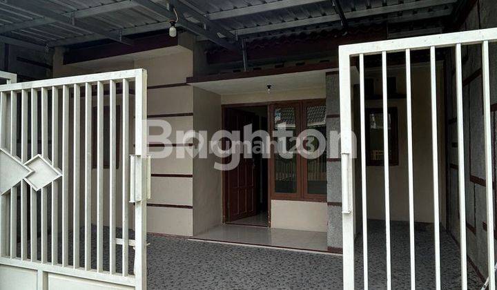 Rumah Modern Minimalis Bagus siap huni Harga Murah Lokasi strategis di Mojokerto Kota 2