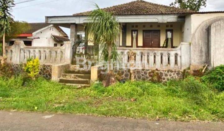 RUMAH BAGUS MURAH  CEPAT POROS JLN STRATEGIS DI PASURUAN 1