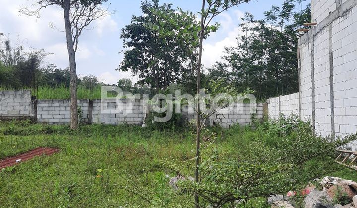 READY-TO-BUILD PLOT OF LAND IN BANDARA BURING HOUSING ESTATE, MALANG CITY