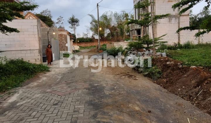 READY-TO-BUILD PLOT OF LAND IN BANDARA BURING HOUSING ESTATE, MALANG CITY