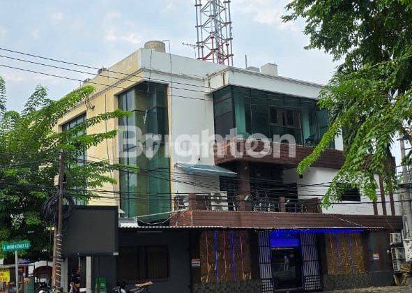 COMMERCIAL BUILDING MANYAR KERTOARJO 2