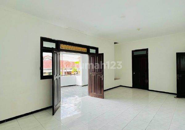 Rumah Classic Margorejo Indah 2 Lt Cocok Untuk Kantor 16