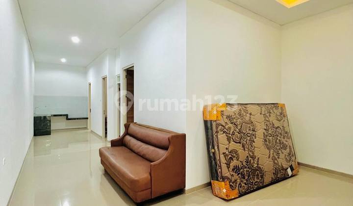 Sewa Rumah Lantai 1 Rungkut Menanggal Harapan Furnished 5