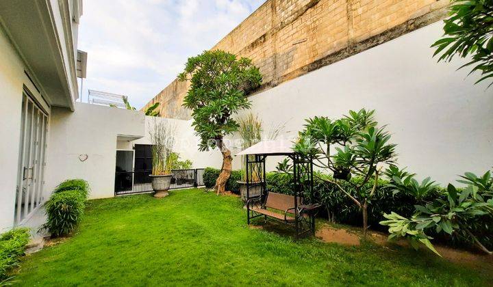 Rumah Kalikepiting 2 Lantai Furnished Ada Kolam Renang 19