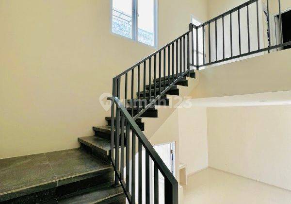 Rumah Baru Simpang Darmo Permai Selatan 2 Lt Ada Bonus 4