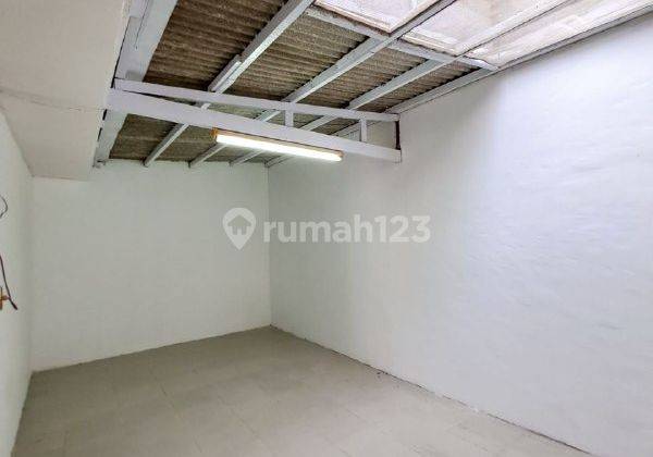 Sewa Rumah Sutorejo Tengah 1 Lt Baru Renovasi Strategis 4