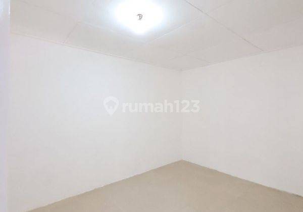 Sewa Rumah Sutorejo Tengah 1 Lt Baru Renovasi Strategis 9