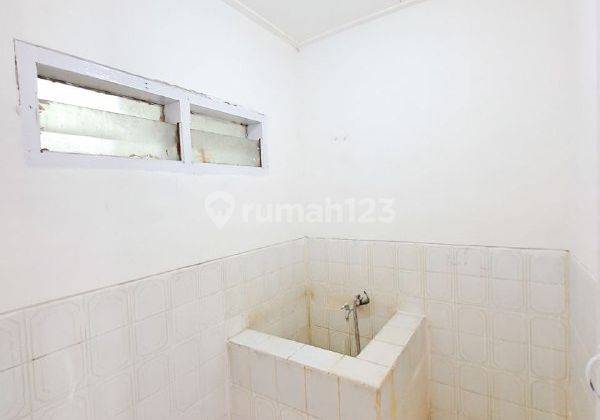 Sewa Rumah Sutorejo Tengah 1 Lt Baru Renovasi Strategis 10