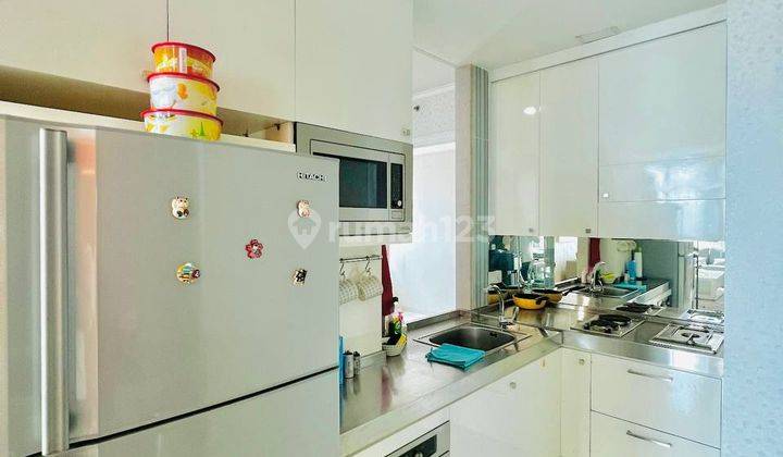 Jual Apartemen Via Ciputra World 3 BR Lt 22 Furnish Mewah 2