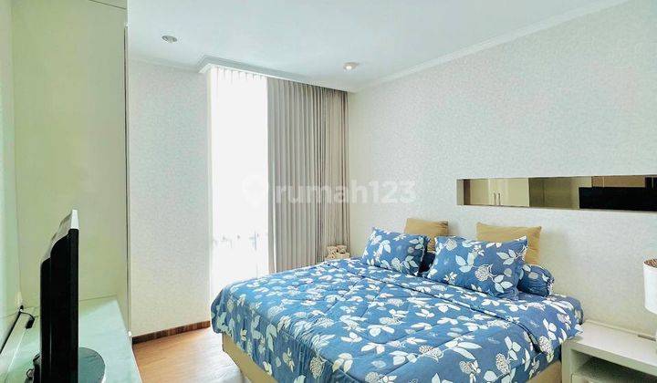 Jual Apartemen Via Ciputra World 3 BR Lt 22 Furnish Mewah 7