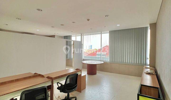 Sewa Ruang Kantor Spazio Office Tower Lantai 2 Semi Furnished