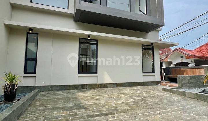 Rumah Baru di Babatan Pantai 2 Lantai Hoek Bonus Rooftop Garden 2