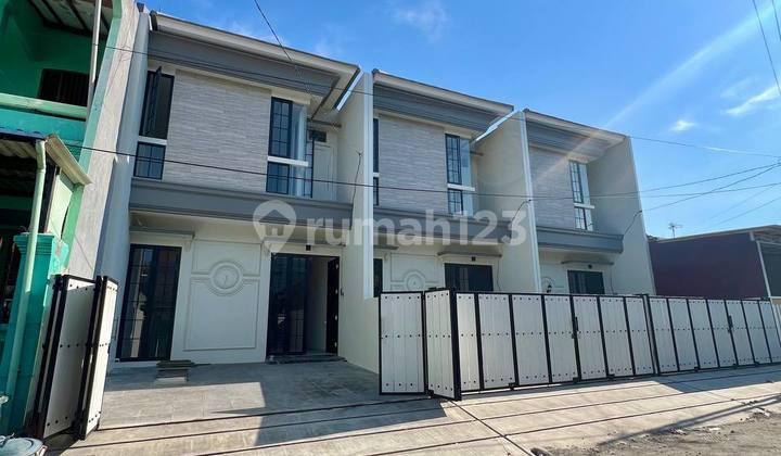 Rumah Baru Minimalis di Perumahan Baruk Barat 2 Lantai Strategis Rumah Baru Minimalis di Perumahan Baruk Barat 2 Lantai Strategis