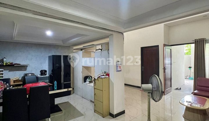 Rumah di Baruk Timur 2 Lantai Sudah Renovasi Akses Dekat ke MERR 2