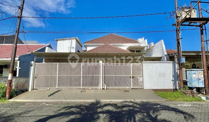 Rumah di Manyar Tirtomoyo 2 Lantai Ada Solahart Untuk Pemanas Air 1