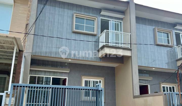 Rumah Baru Minimalis di Mulyosari Utara 2 Lantai Semi Furnished Rumah Baru Minimalis di Mulyosari Utara 2 Lantai Semi Furnished