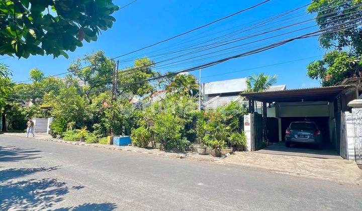 Rumah Hitung Tanah di Raya Manyar Rejo Strategis di Jalan Utama