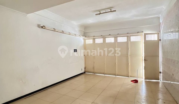 Rumah Mewah di Dharmahusada Megah Permai 2 Lantai baru Renovasi 2