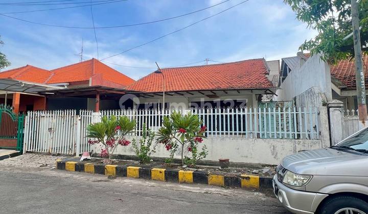 Land Calculation House in Rungkut Asri Tengah Close to Main Road 2