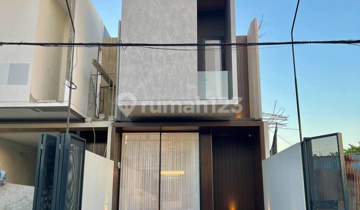 Rumah Baru Modern Mojoarum Dharmahusada 2 Lantai Furnished Tipe A Rumah Baru Modern Mojoarum Dharmahusada 2 Lantai Furnished Tipe A