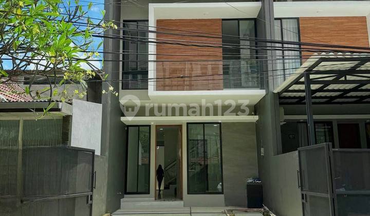 New Sutorejo Prima Indah House 2 Floors Position Near Entrance Gate