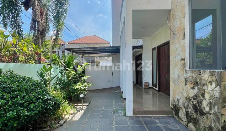 Rumah di Araya Tahap 2 Lebar 12 Bangunan 2 Lantai Perlu Renovasi 2