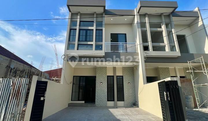 Rumah Baru Wisma Mukti Klampis Anom 2 Lantai Hadap Selatan Tipe A