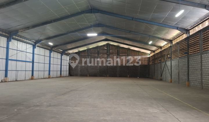 Warehouse Ready to Use 10 Minutes from Kalijati Subang Toll Gate Warehouse Ready to Use 10 Minutes from Kalijati Subang Toll Gate