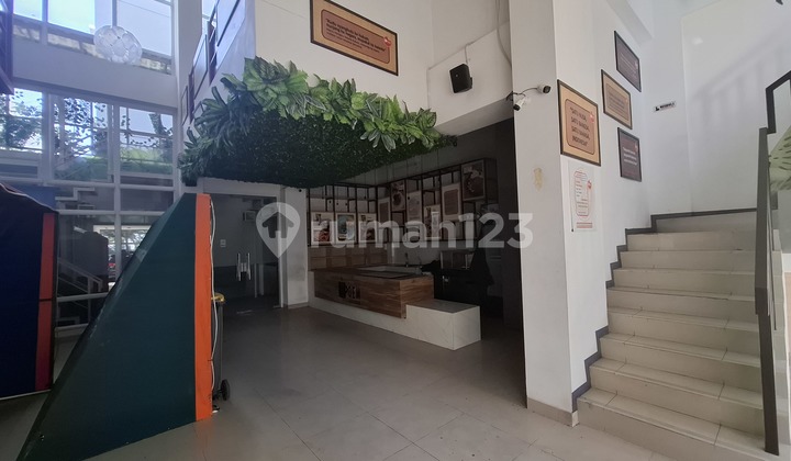 Two units of Ruko Rendeng, formerly Cafe Summarecon Bandung, ready for use. 2