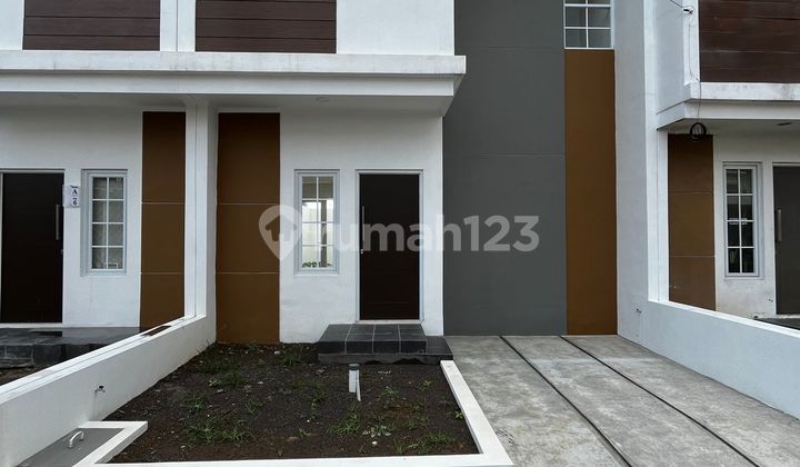 Rumah 2 Lantai Komplek Perumahan Ciganitri, Dekat Universitas Telkom Rumah 2 Lantai Komplek Perumahan Ciganitri, Dekat Universitas Telkom