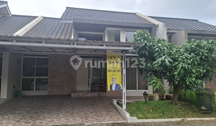 4 Bedroom House Fully Furnished Wangsakerta. 4 Bedroom House Fully Furnished Wangsakerta.