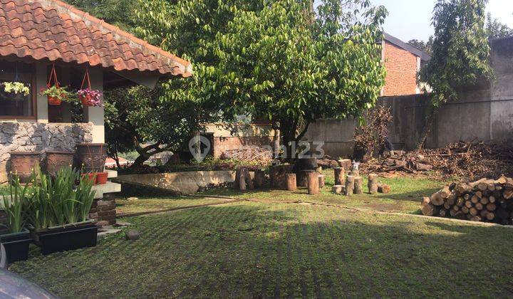 Rumah Asri Hitung Tanah di Sayap Ciumbuleuit Bandung 1