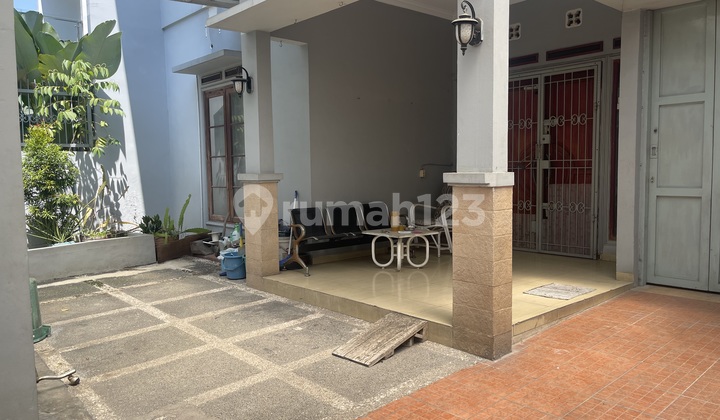 Rumah Butuh Minim Renovasi di Batununggal, Bandung Rumah Butuh Minim Renovasi di Batununggal, Bandung