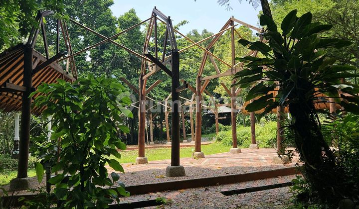 5800 m2 Prime location at the peak of North Cimahi.