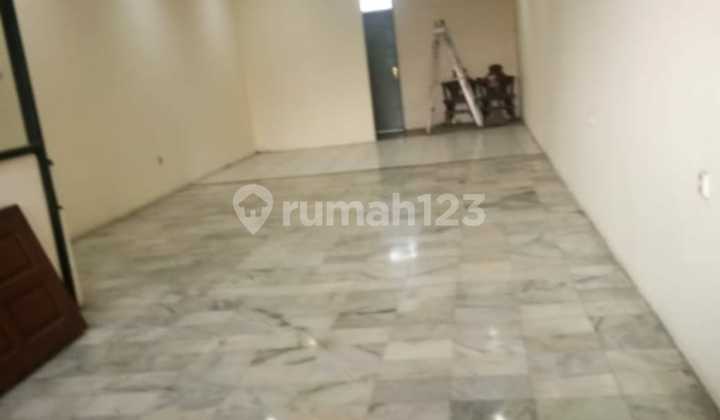 For Quick And Cheap Sale, Shop House In Barito, South Jakarta