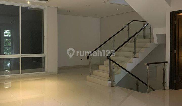 Dijual / Disewakan
Rumah Minimalis Permata Buana 11