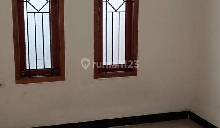 Disewa
Rumah poris
Uk 7 x 11 4