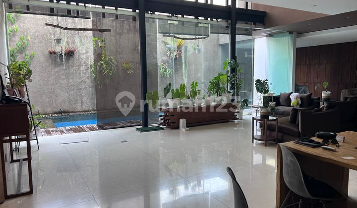 Dijual Rumah Mewah di
Panglima Polim  2