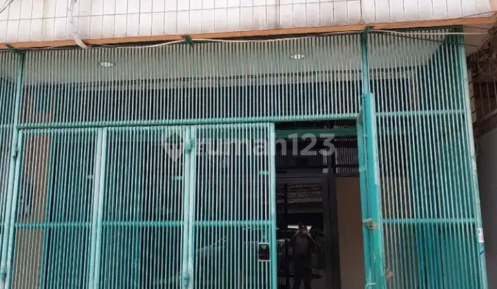 For Rent: Shop House in Interkota Shop House Complex, Semanan, West Jakarta 2