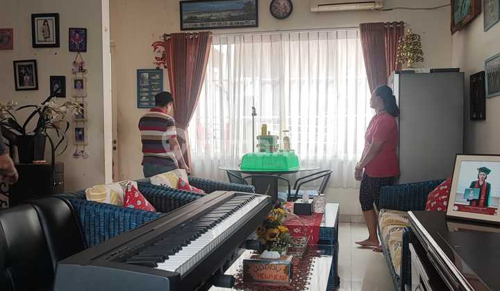 Dijual Cepat – Rumah Di Green Lake City, Cluster Eropa 2