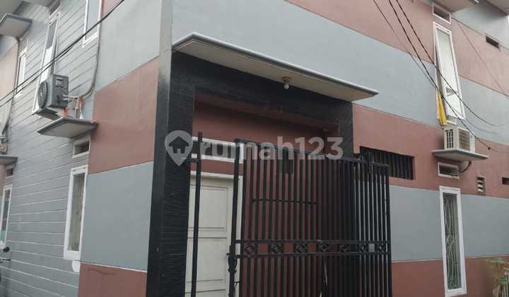 Dijual Rumah Kost²an 2 Lantai Bekasi Barat Depan Metropolitan Mall Dijual Rumah Kost²an 2 Lantai Bekasi Barat Depan Metropolitan Mall