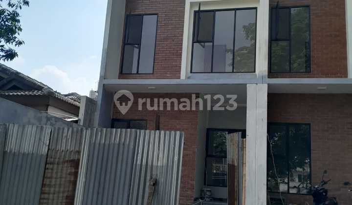 Dijual Rumah di Meruya