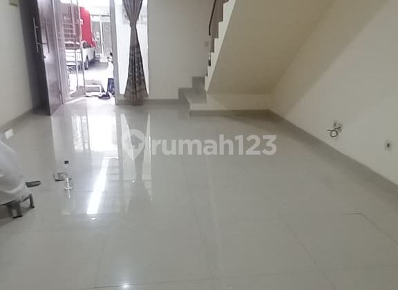 For Rent GLC Cluster America Size 4x15 House