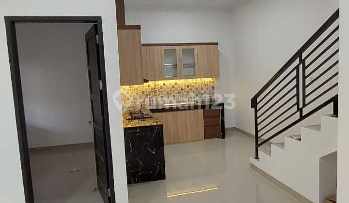 Wts Rumah Poris Uk. 7 × 11  2