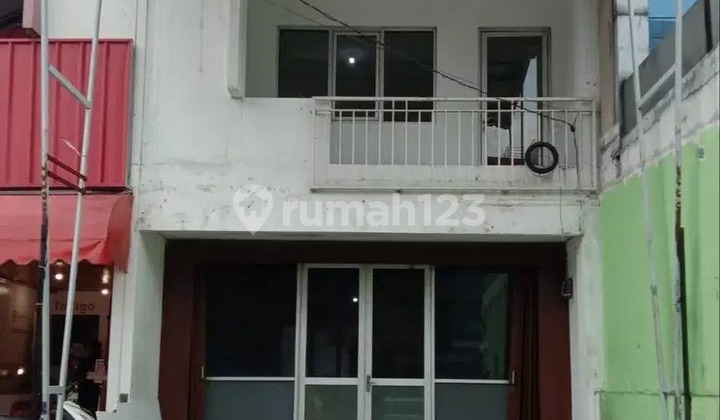 Disewa Ruko di Kebon Jeruk Disewa Ruko di Kebon Jeruk