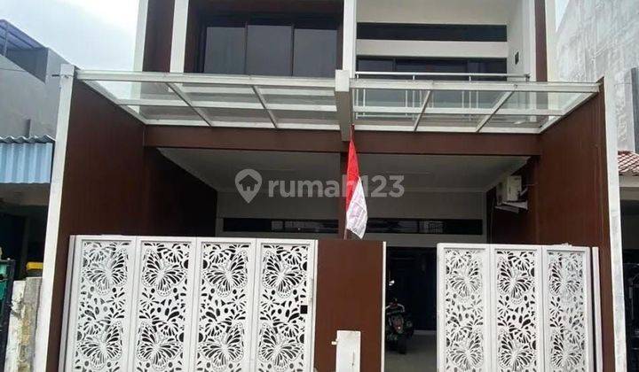 Rumah Baru 3 Lantai Dekat Pintu Tol & Summarecon 1