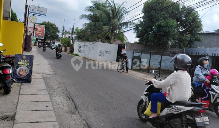 Shop House / Strategic Warehouse in Ciputat Near KRL Pondok Ranji Station. 2